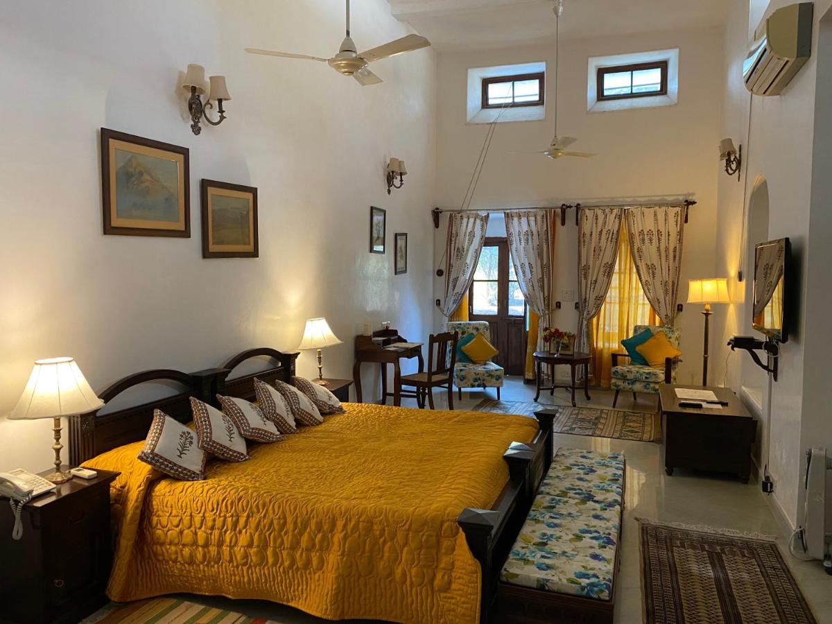 Shahpura Bagh Hotell Eksteriør bilde